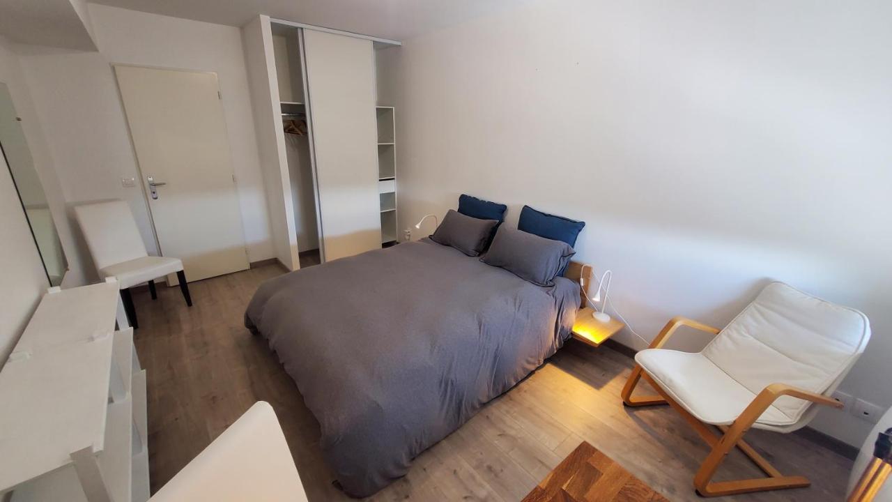 L'Ecrin De Saint Genest Lerpt - Belle Vue Et Calme Apartment Exterior photo